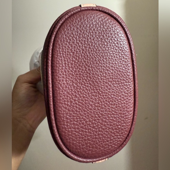 Coach mini Dempsey bucket bag - Picture 3 of 6